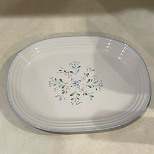Fascino Stoneware Cute Flower Serving Plate